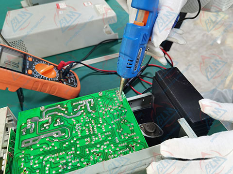 精密電子儀器維修圖片 精密電子儀器維修圖片